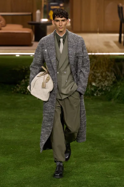 Look 65